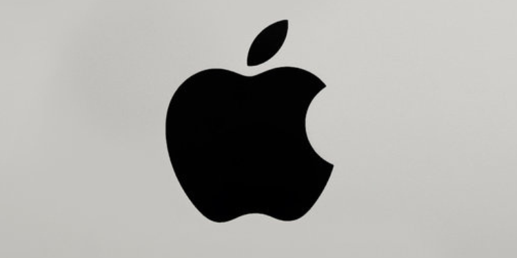 Consumer Court Directs Apple India To Pay ₹1 Lakh In Feature Transparency Case