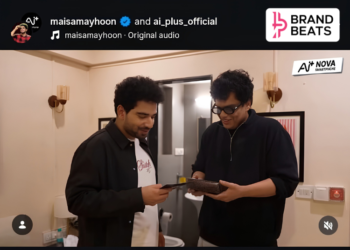 Samay Raina Posts A Phone Review & Then Lets His Caption Do The Damage