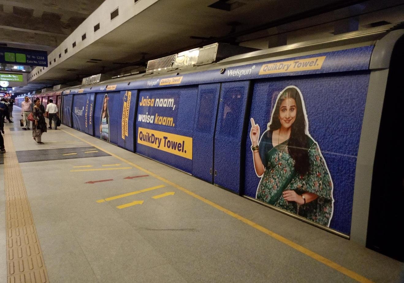 Welspun Turns India’s Monsoon Laundry Problem Into A QuikDry Towels Outdoor Campaign